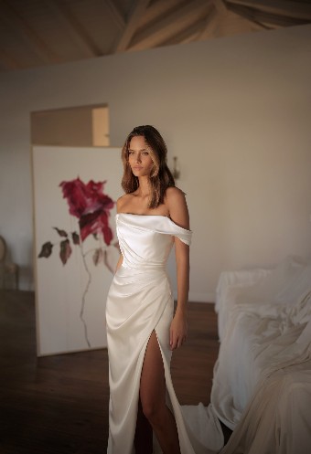 Lihi Hod DANIELLA #0 default As Sample thumbnail