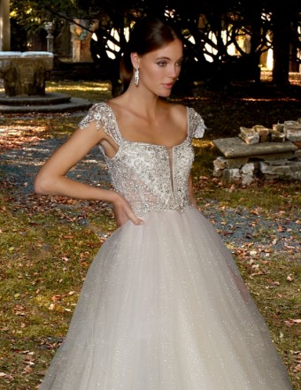 Eve of Milady 1671 #1 Ivory thumbnail