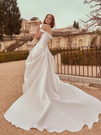Galia Lahav Fresco #8 Milky White thumbnail